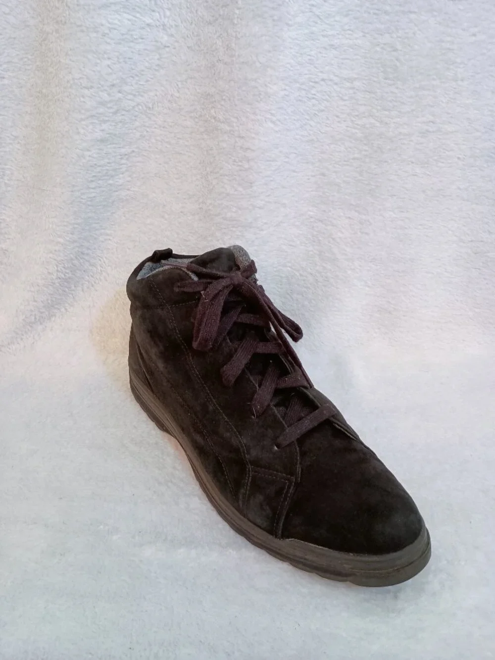 NWOB Vintage BOKS Reebok Black Suede Ankle Sneakers Boots Women's Size 10